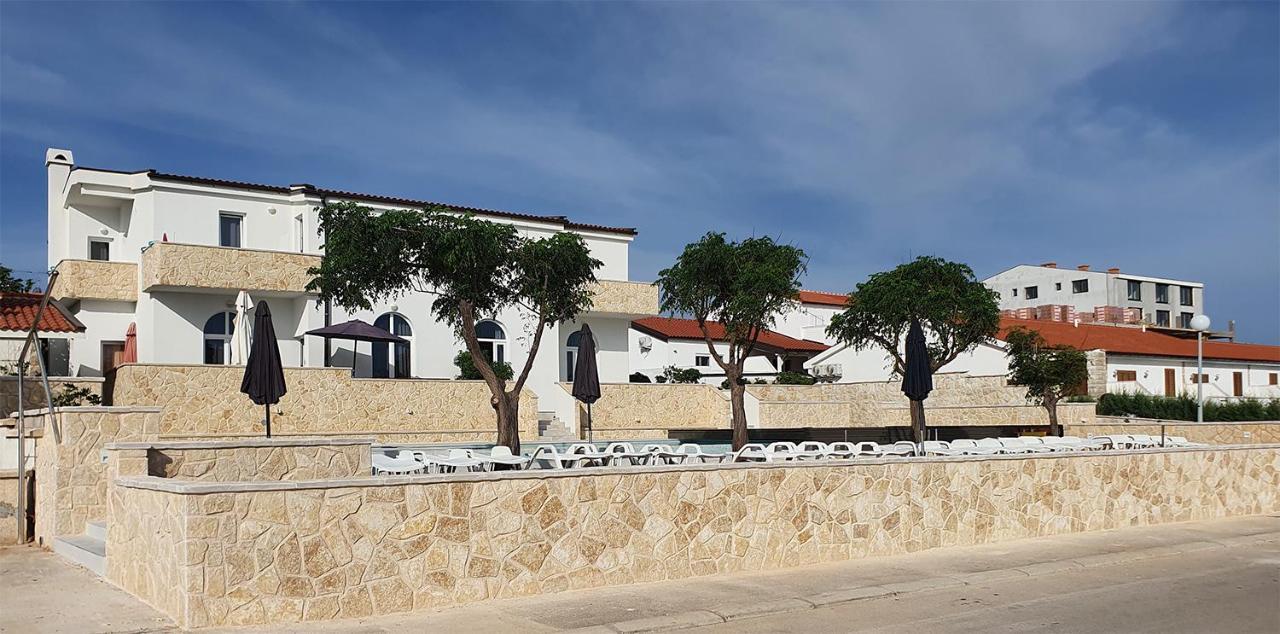 Villa Ivanovic Vir Exterior foto