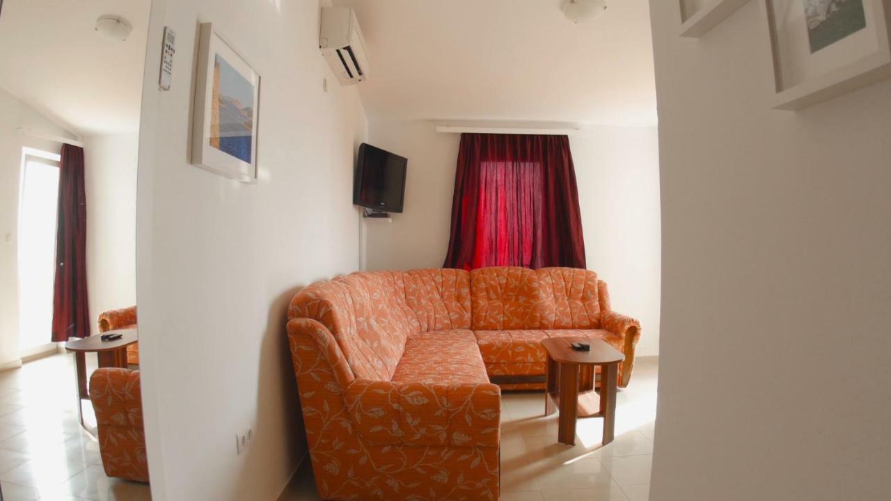 Villa Ivanovic Vir Exterior foto